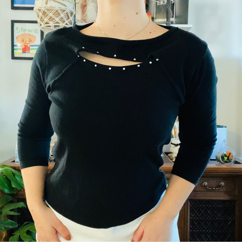 Vintage 90s Y2k Metro Girl 3/4 sleeve keyhole cut out rhinestone top